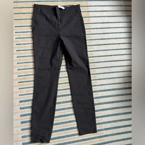 Brand new with tags RW&Co black ankle length legging pants.